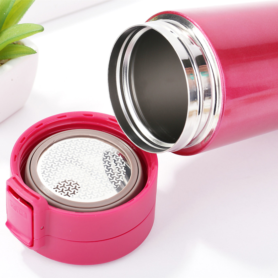 isolierter Kaffeebecher