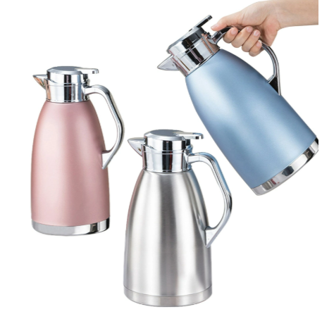 Wie entferne ich Kaffeeablagerungen in einer Edelstahlflasche?