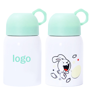 Sourcing breiter Flachmann aus Edelstahl mit auslaufsicherem Ausgussdeckel